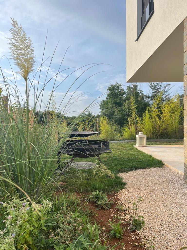 Tar-Vabriga Villa Zen - With Pool & Close To The Sea מראה חיצוני תמונה